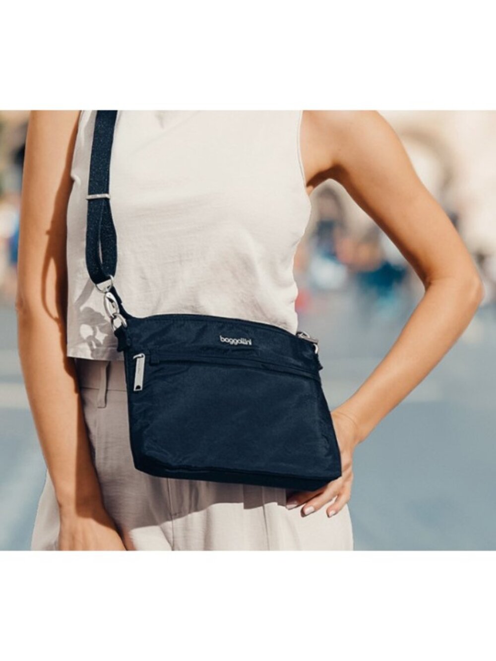 NEW Baggallini Securtex Anti-Theft Memento Crossbody Bag Purse Black Minimilist